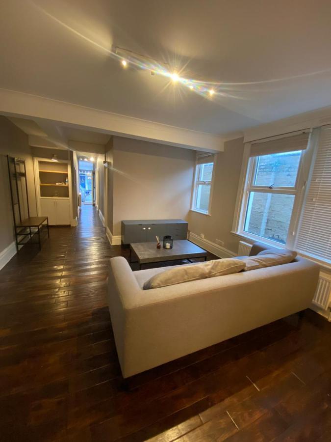 Spacious 2-Bed Apartment London Bagian luar foto