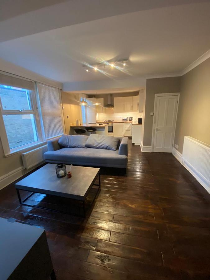 Spacious 2-Bed Apartment London Bagian luar foto